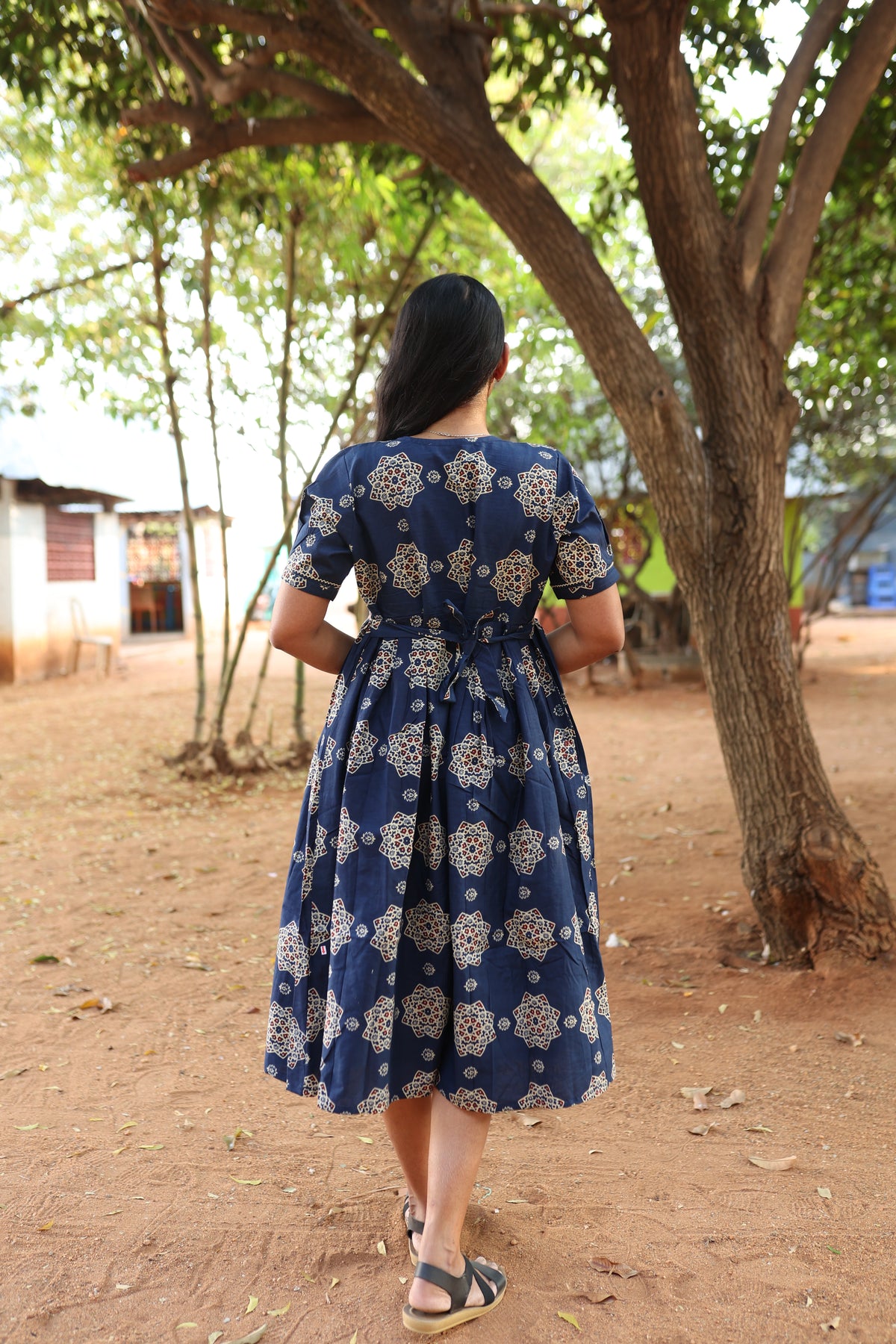 New Mangai Cotton Feeding MAXI Soft & Smooth Cotton | Invisible Vertical Feeding Zipper | Side Pockets | Back Adjustable Tie Rope |Casual & Maternity Wear (JFM)