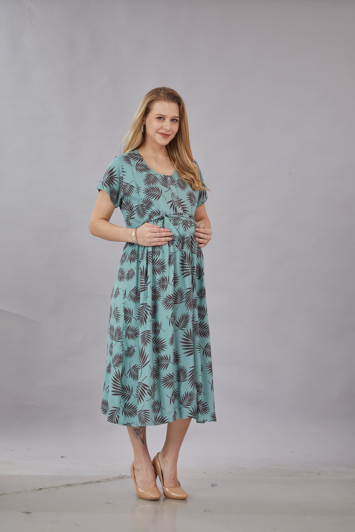 New Arrivals 4-IN-ONE MAXI Mom's Feeding & Casual Wear | Stylish Maxi Style | Invisible Feeding Zipper | Perfect Pre & Post Pregnancy Wear   (MAXI 4-IN-ONE)