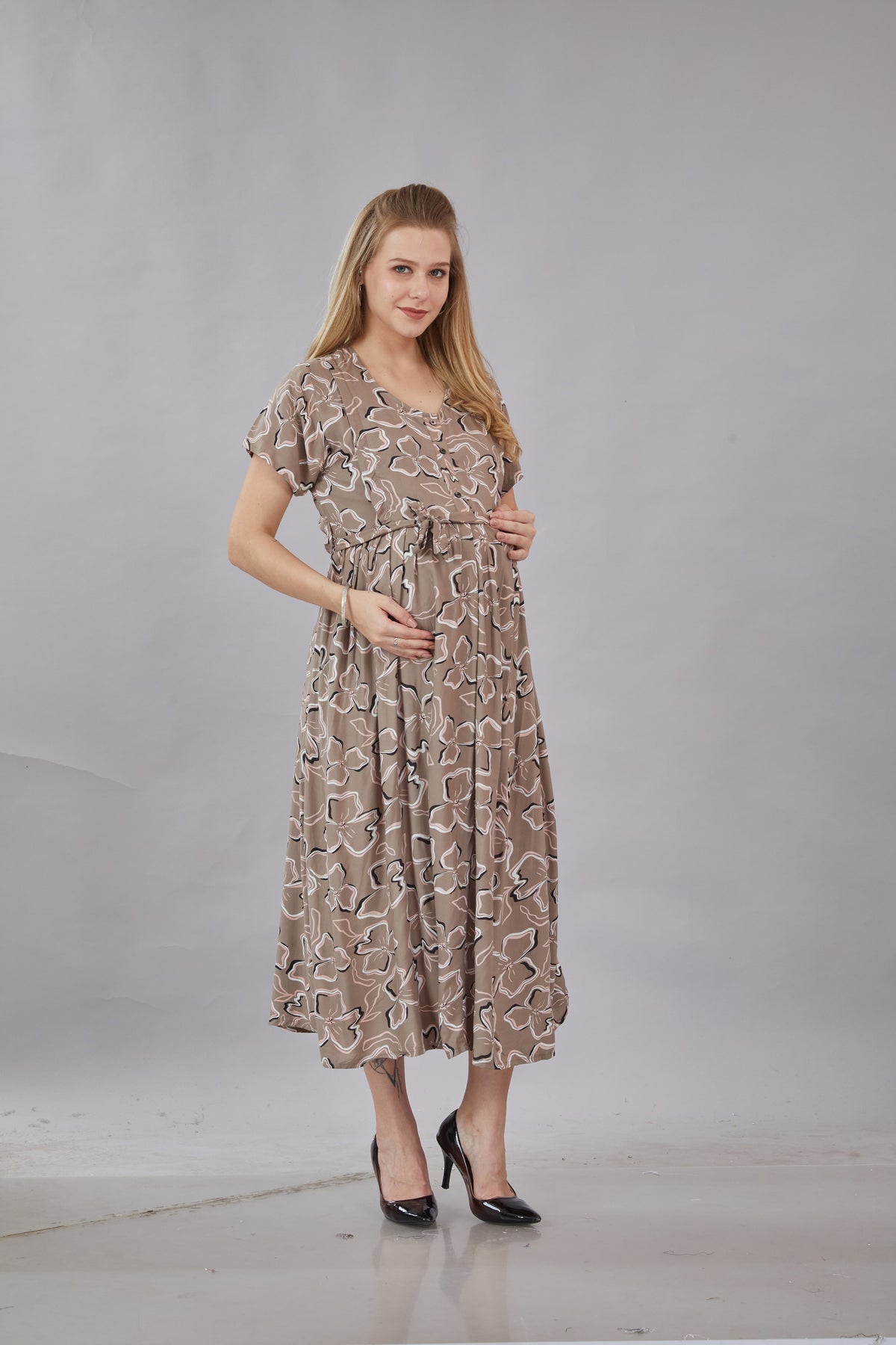 New Arrivals 4-IN-ONE MAXI Mom's Feeding & Casual Wear | Stylish Maxi Style | Invisible Feeding Zipper | Perfect Pre & Post Pregnancy Wear   (MAXI 4-IN-ONE)