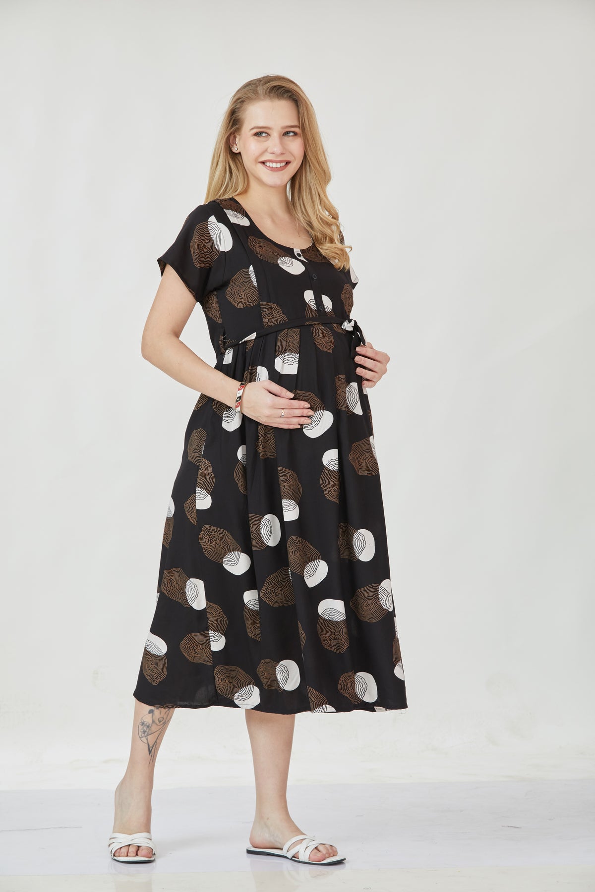 New Arrivals 4-IN-ONE MAXI Mom's Feeding & Casual Wear | Stylish Maxi Style | Invisible Feeding Zipper | Perfect Pre & Post Pregnancy Wear   (MAXI 4-IN-ONE)