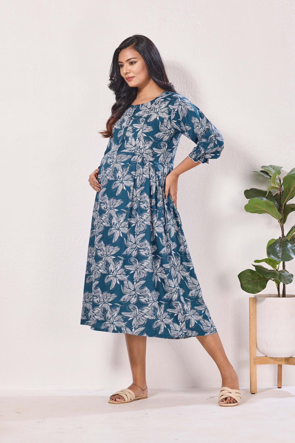 Maternity Arrivals Fancy Mom's Feeding Casual Maxi Wear | Long Elastic Frilled Sleeve | Vertical Feeding Zipper | Comports as Feeding Friendly & Casual wear Rayon MAXI Maternity Frock (ERM)