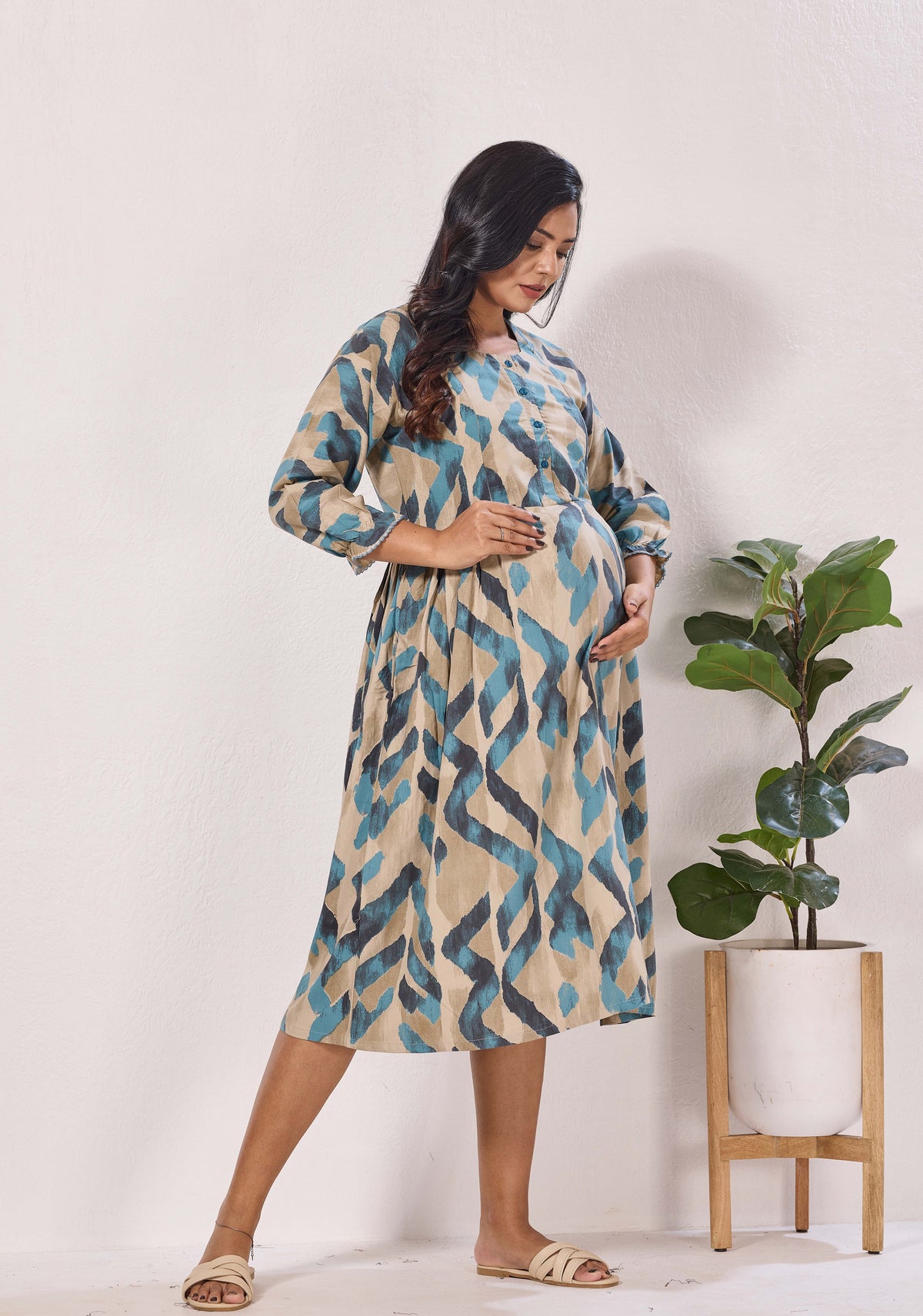 Maternity Arrivals Fancy Mom's Feeding Casual Maxi Wear | Long Elastic Frilled Sleeve | Vertical Feeding Zipper | Comports as Feeding Friendly & Casual wear Rayon MAXI Maternity Frock (ERM)