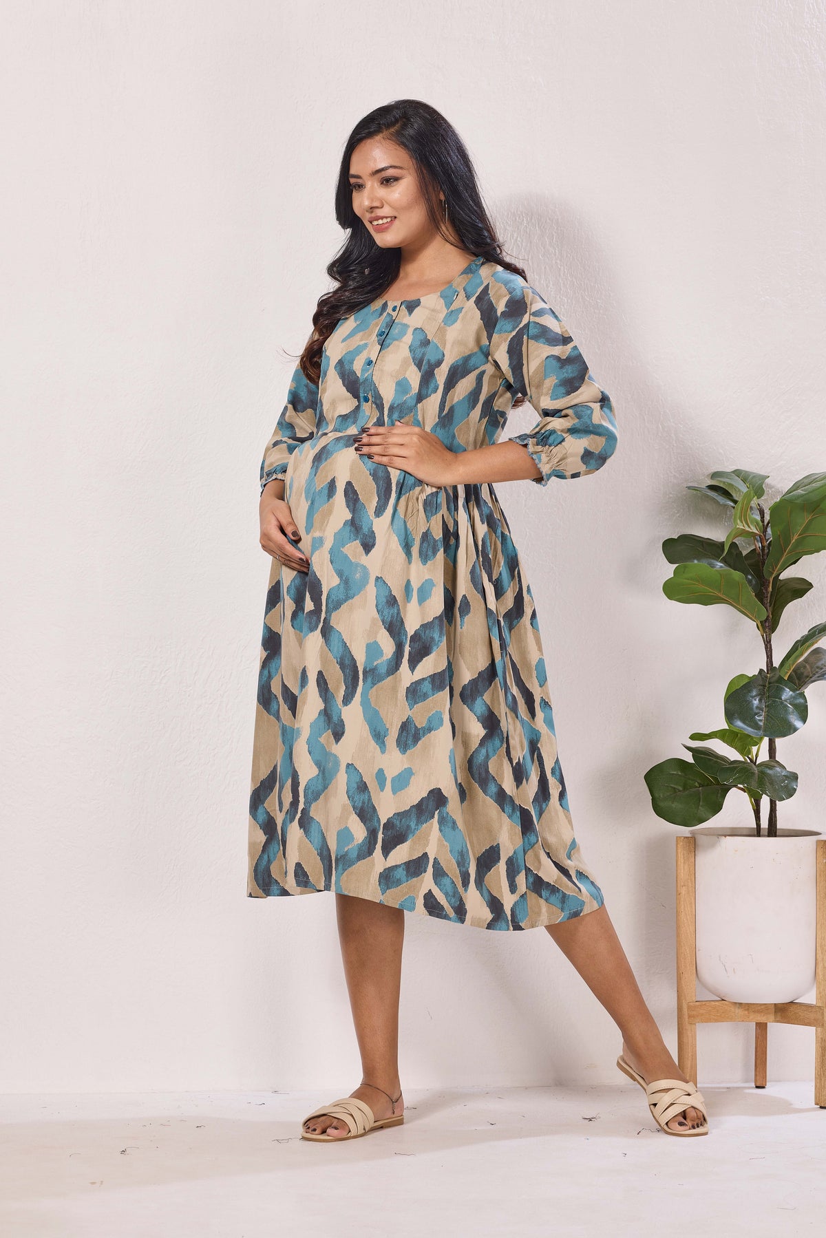 Maternity Arrivals Fancy Mom's Feeding Casual Maxi Wear | Long Elastic Frilled Sleeve | Vertical Feeding Zipper | Comports as Feeding Friendly & Casual wear Rayon MAXI Maternity Frock (ERM)