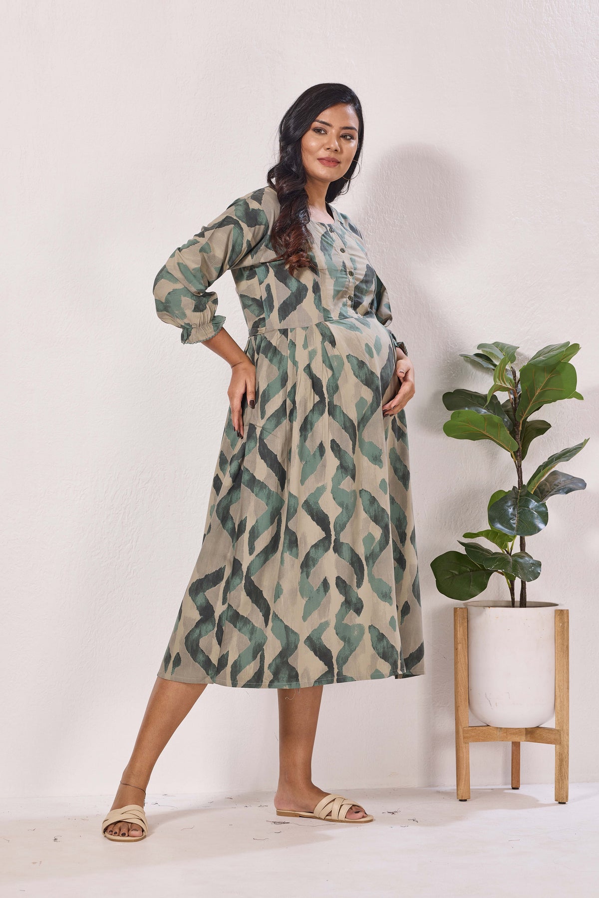 Maternity Arrivals Fancy Mom's Feeding Casual Maxi Wear | Long Elastic Frilled Sleeve | Vertical Feeding Zipper | Comports as Feeding Friendly & Casual wear Rayon MAXI Maternity Frock (ERM)