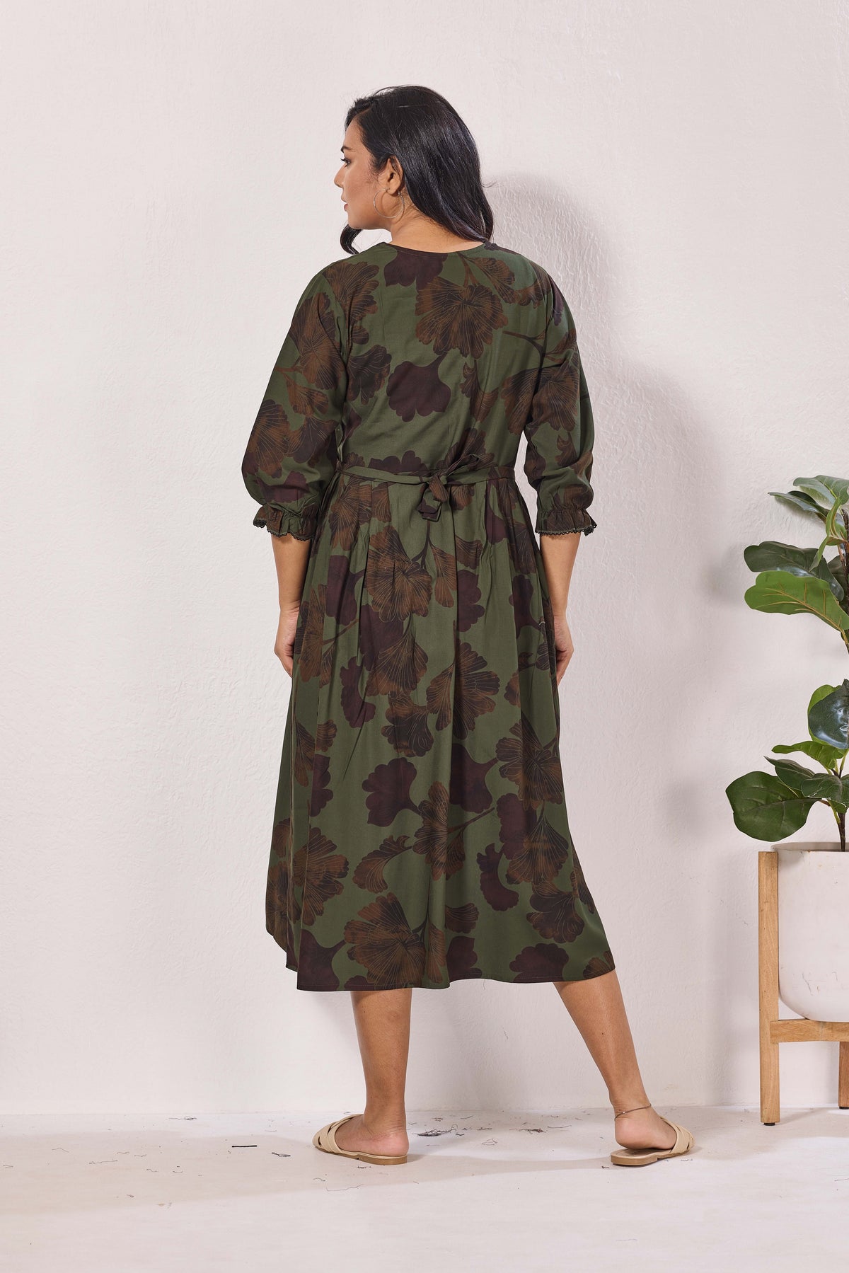 Maternity Arrivals Fancy Mom's Feeding Casual Maxi Wear | Long Elastic Frilled Sleeve | Vertical Feeding Zipper | Comports as Feeding Friendly & Casual wear Rayon MAXI Maternity Frock (ERM)