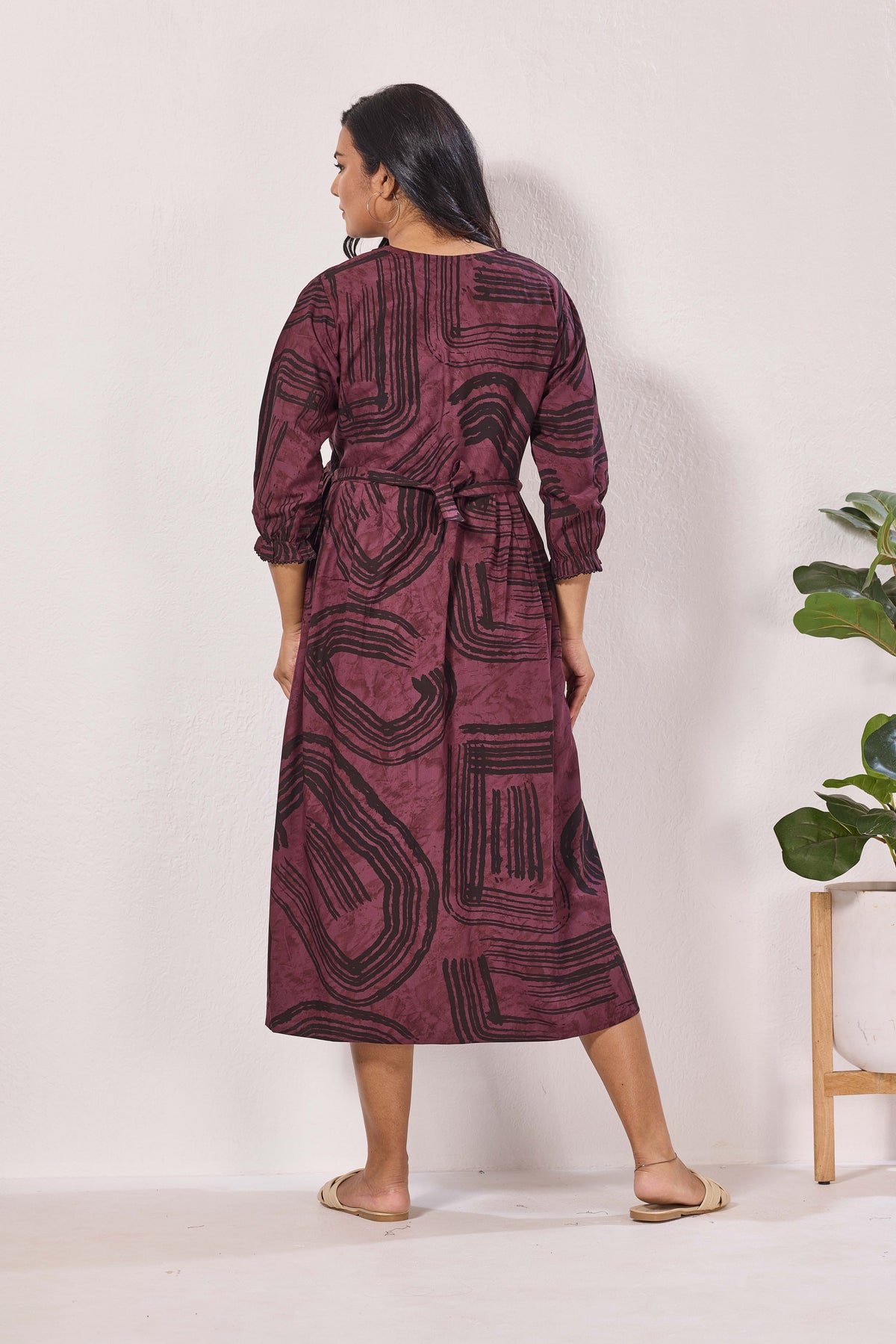Maternity Arrivals Fancy Mom's Feeding Casual Maxi Wear | Long Elastic Frilled Sleeve | Vertical Feeding Zipper | Comports as Feeding Friendly & Casual wear Rayon MAXI Maternity Frock (ERM)