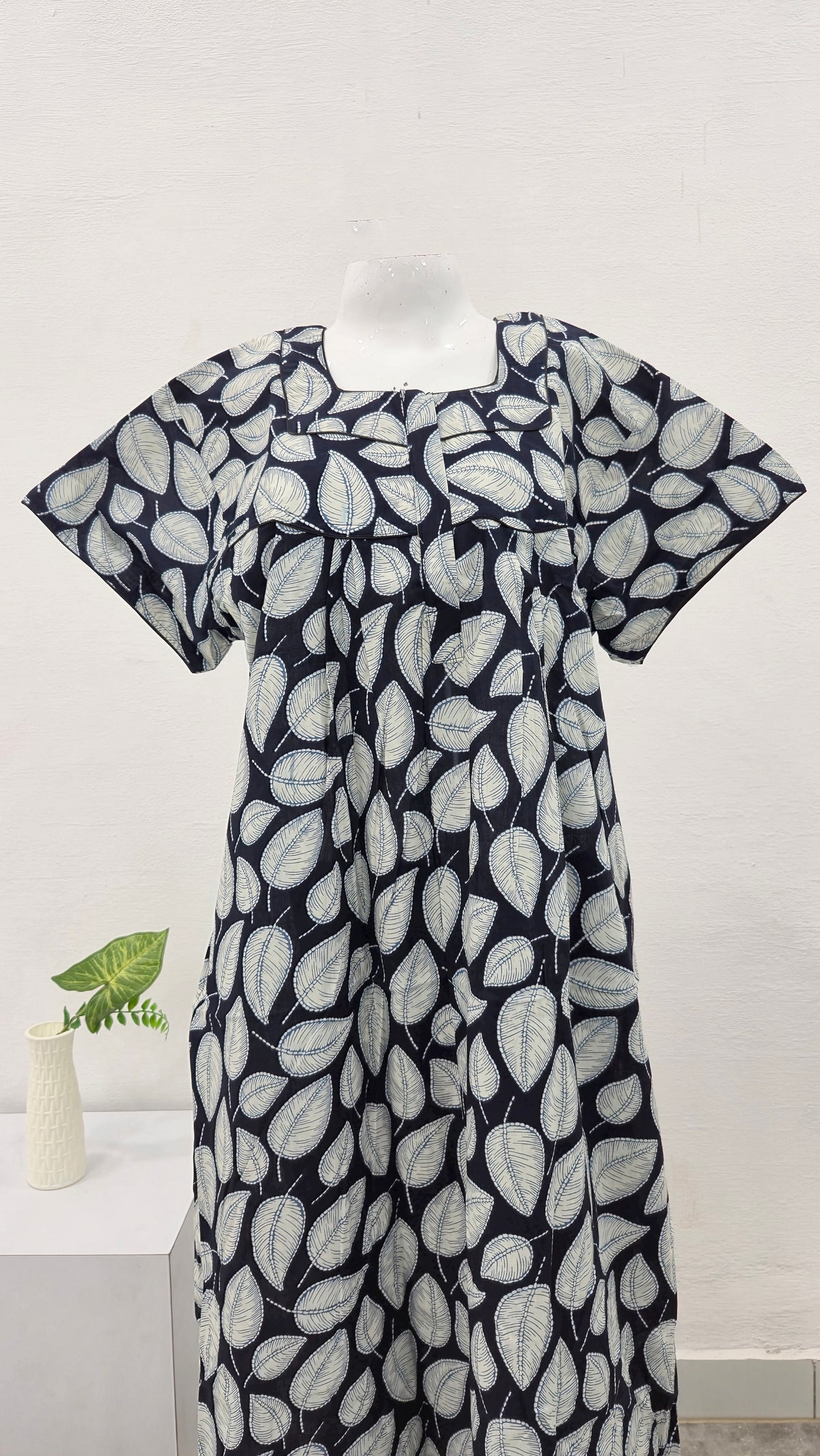 MANGAI Premium Cotton Printed Pleated Model Half Sleeve 3XL Size Nighties - Fancy Neck | With Side Pocket |Shrinkage Free Nighties | Trendy Collection's for Stylish Women's (3XL-SBS)