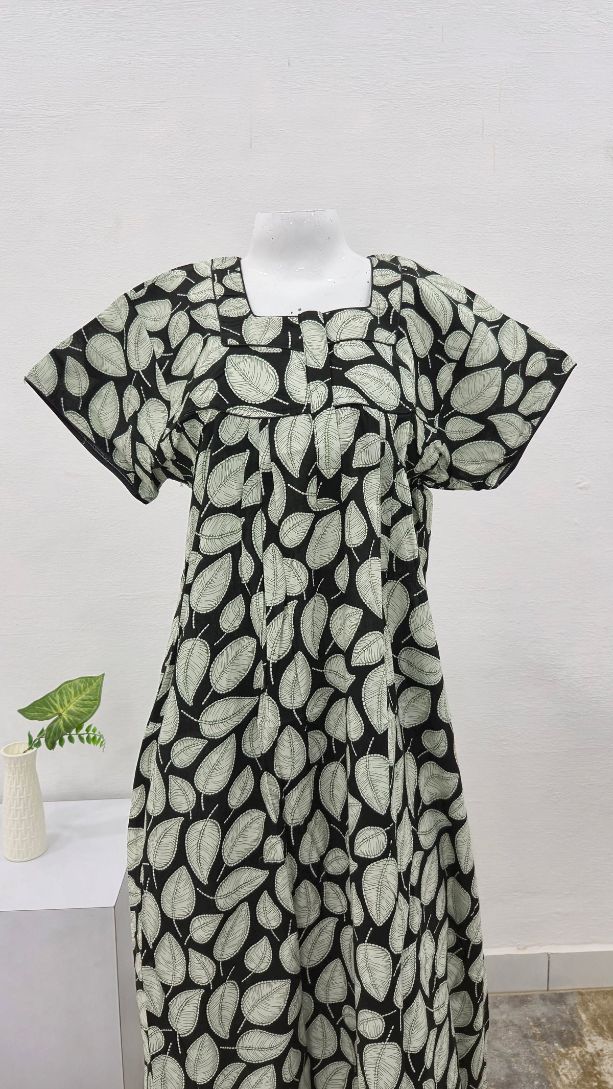 MANGAI Premium Cotton Printed Pleated Model Half Sleeve 3XL Size Nighties - Fancy Neck | With Side Pocket |Shrinkage Free Nighties | Trendy Collection's for Stylish Women's (3XL-SBS)