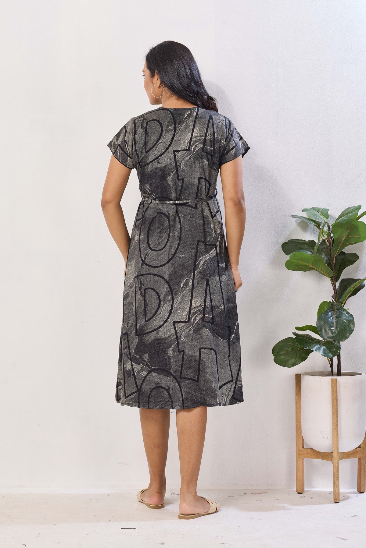 Grey Abstract Print Rayon Maternity Maxi Dress | Feeding Zipper | Adjustable Tie-Up | Side Pocket | Pre & Post Pregnancy Wear (FIO-M)