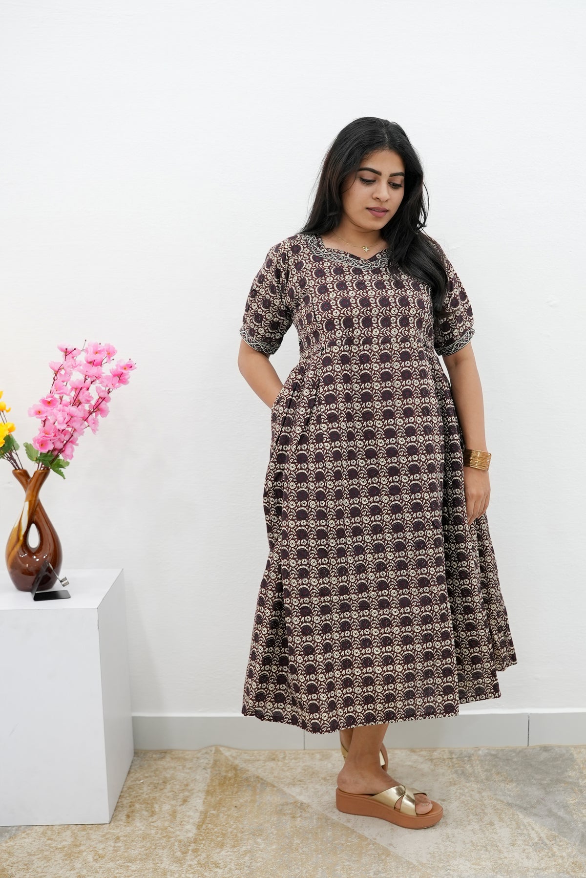 New Mangai Cotton Feeding MAXI Soft & Smooth Cotton | Invisible Vertical Feeding Zipper | Side Pockets | Back Adjustable Tie Rope |Casual & Maternity Wear (JFM)