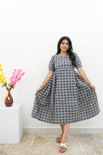 New Mangai Cotton Feeding MAXI Soft & Smooth Cotton | Invisible Vertical Feeding Zipper | Side Pockets | Back Adjustable Tie Rope |Casual & Maternity Wear (JFM)