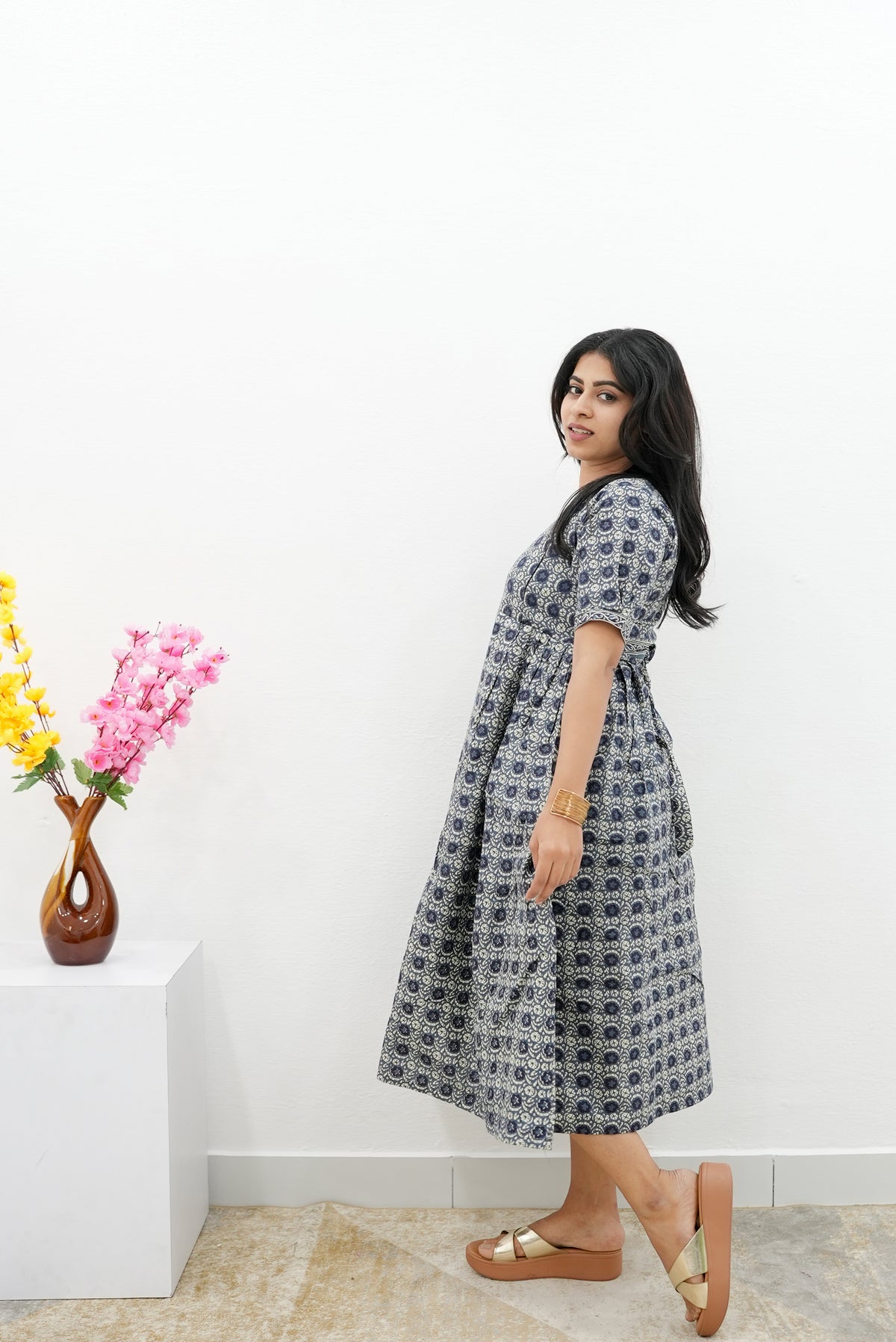 New Mangai Cotton Feeding MAXI Soft & Smooth Cotton | Invisible Vertical Feeding Zipper | Side Pockets | Back Adjustable Tie Rope |Casual & Maternity Wear (JFM)