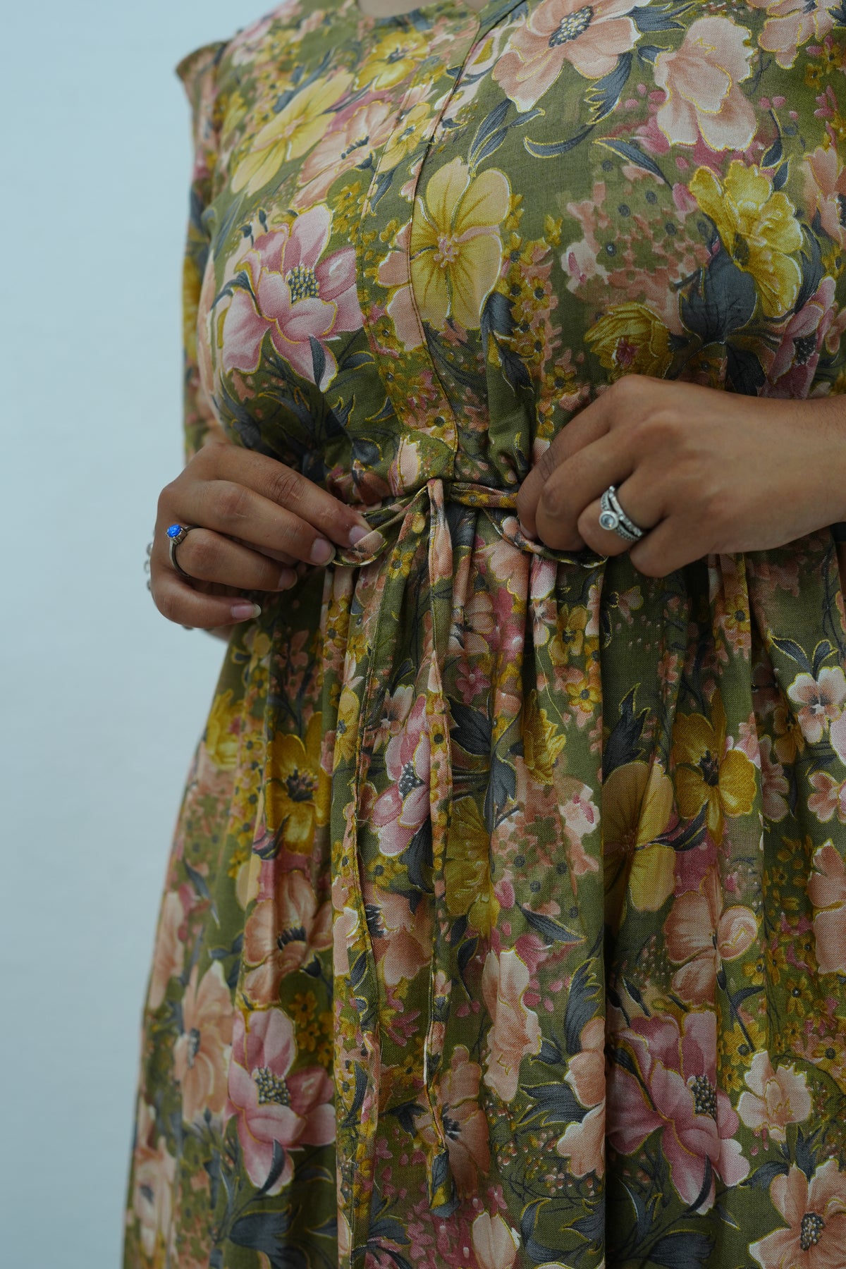 Vintage Earthy Floral Rayon Foil Print Maxi Dress – Puff Sleeve Tiered Frock with Adjustable Waist Tie & Side Pockets