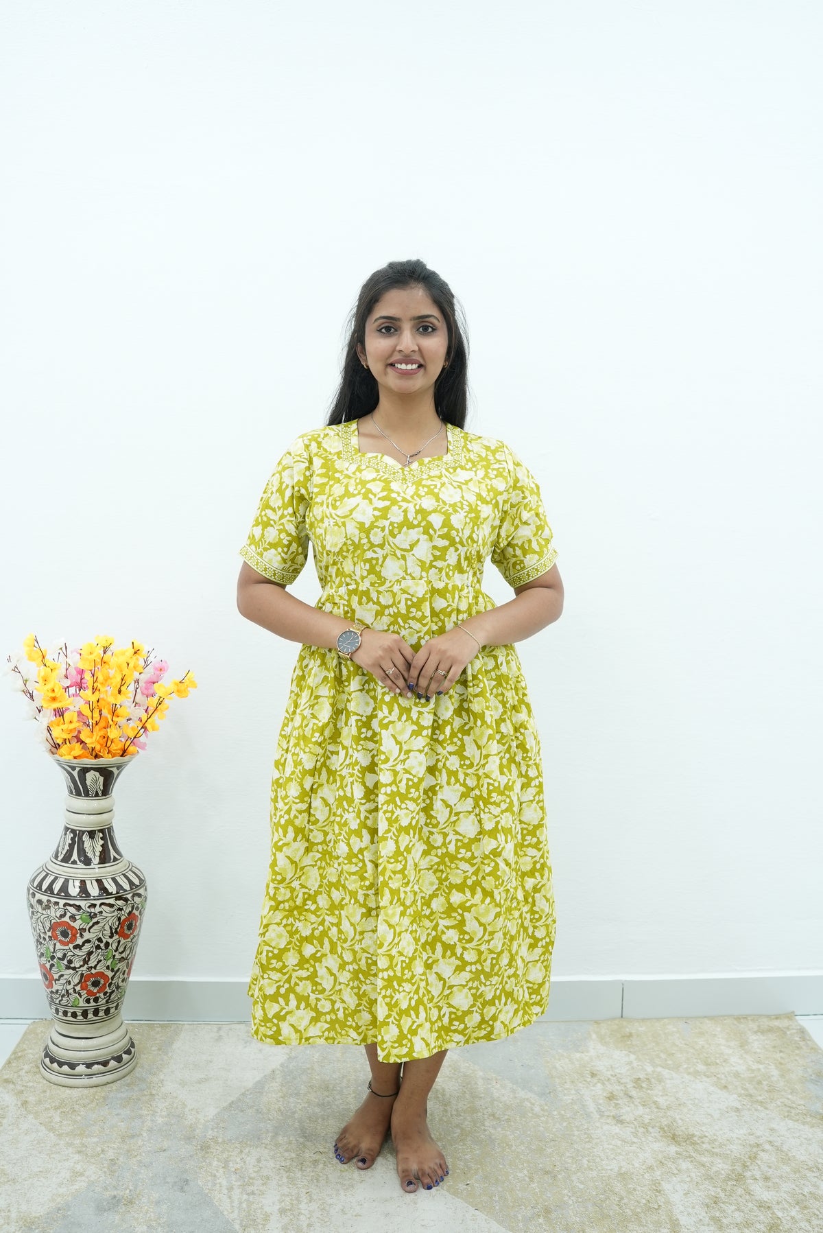 Lime Blossom Premium Cotton Maternity Maxi – Dual Invisible Zipper Nursing Dress with Elegant Puff Sleeves & Scalloped Square Neck