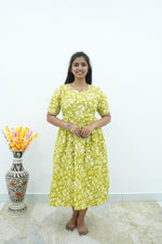 Lime Blossom Premium Cotton Maternity Maxi – Dual Invisible Zipper Nursing Dress with Elegant Puff Sleeves & Scalloped Square Neck