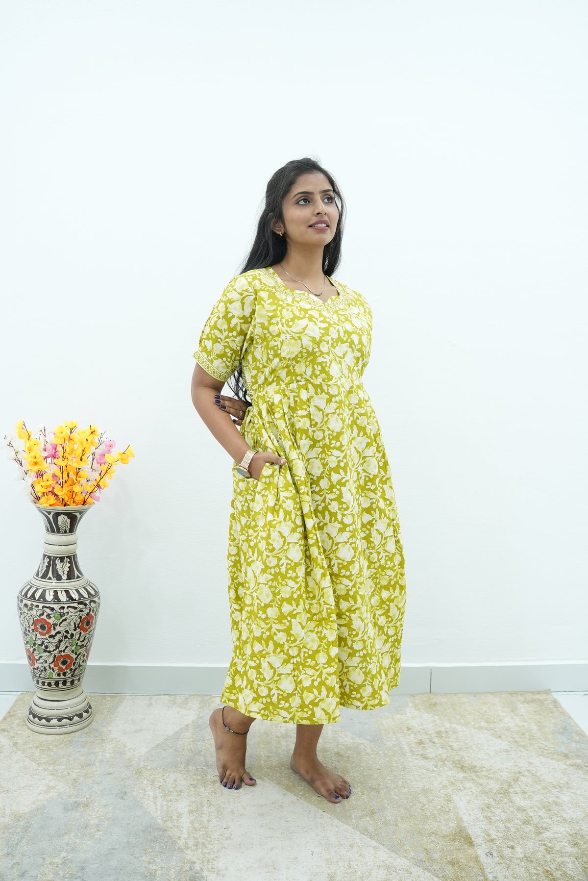 Lime Blossom Premium Cotton Maternity Maxi – Dual Invisible Zipper Nursing Dress with Elegant Puff Sleeves & Scalloped Square Neck