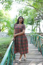 Premium Soft Cotton Maternity Maxi Frock – Invisible Dual Feeding Zippers with Stylish Neck Puff Sleeves & Geometric Check Print