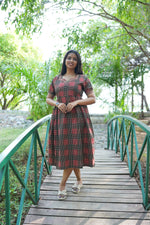 Premium Soft Cotton Maternity Maxi Frock – Invisible Dual Feeding Zippers with Stylish Neck Puff Sleeves & Geometric Check Print