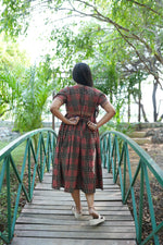 Premium Soft Cotton Maternity Maxi Frock – Invisible Dual Feeding Zippers with Stylish Neck Puff Sleeves & Geometric Check Print