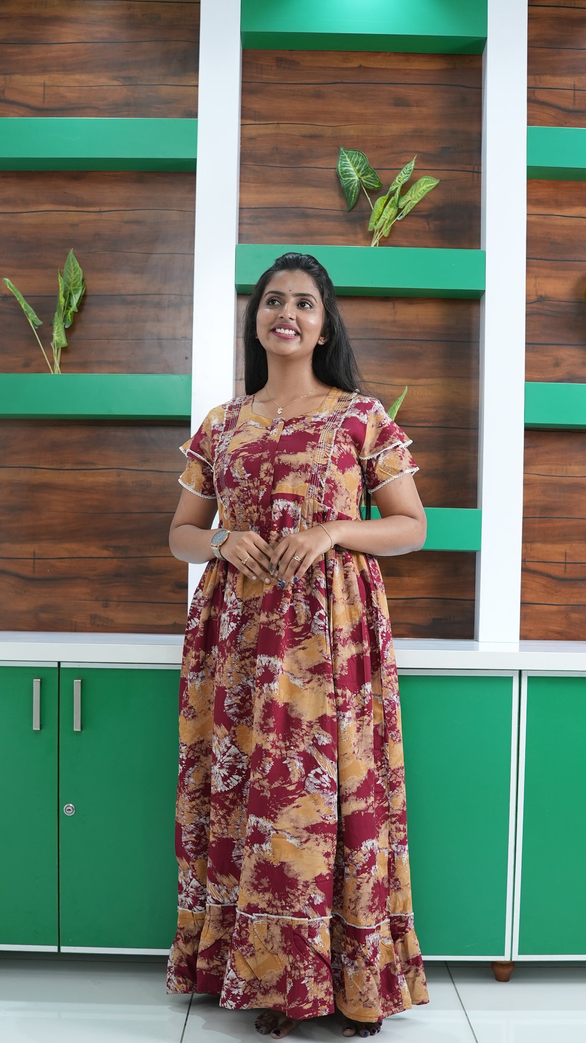 Maroon & Honey Gold Shibori Print Rayon Feeding Frock – Stylish Front Open Zipper Maternity Dress with Double Layer Sleeves