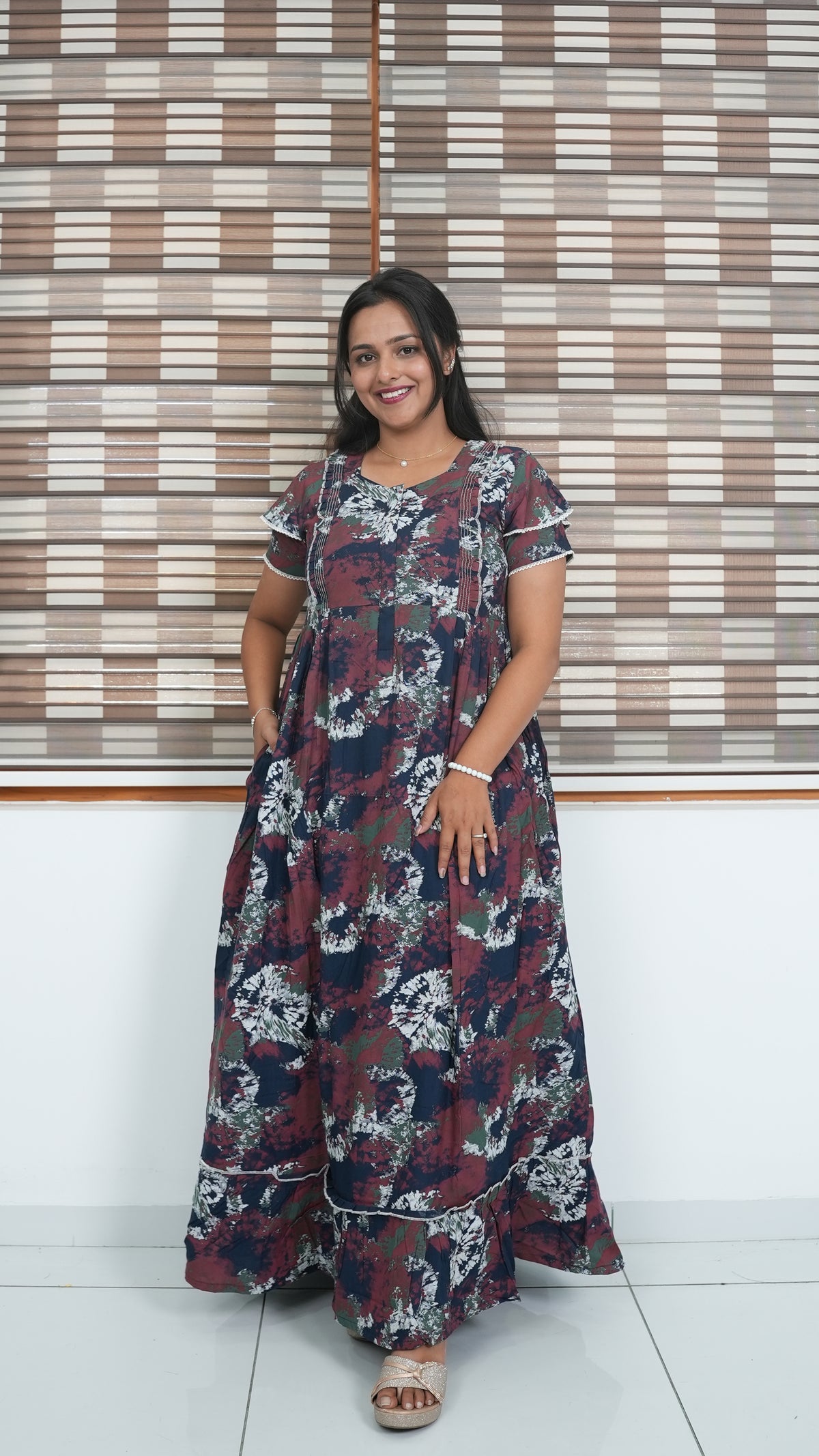 Maroon & Honey Gold Shibori Print Rayon Feeding Frock – Stylish Front Open Zipper Maternity Dress with Double Layer Sleeves