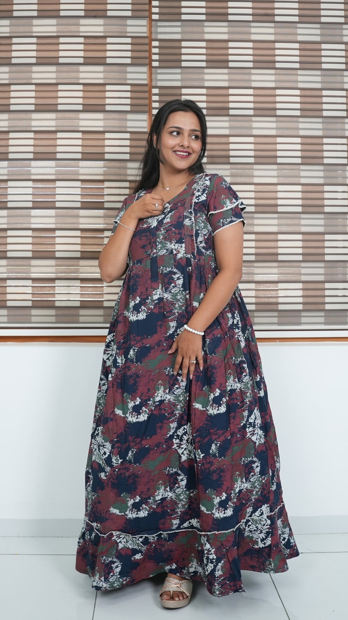Maroon & Honey Gold Shibori Print Rayon Feeding Frock – Stylish Front Open Zipper Maternity Dress with Double Layer Sleeves