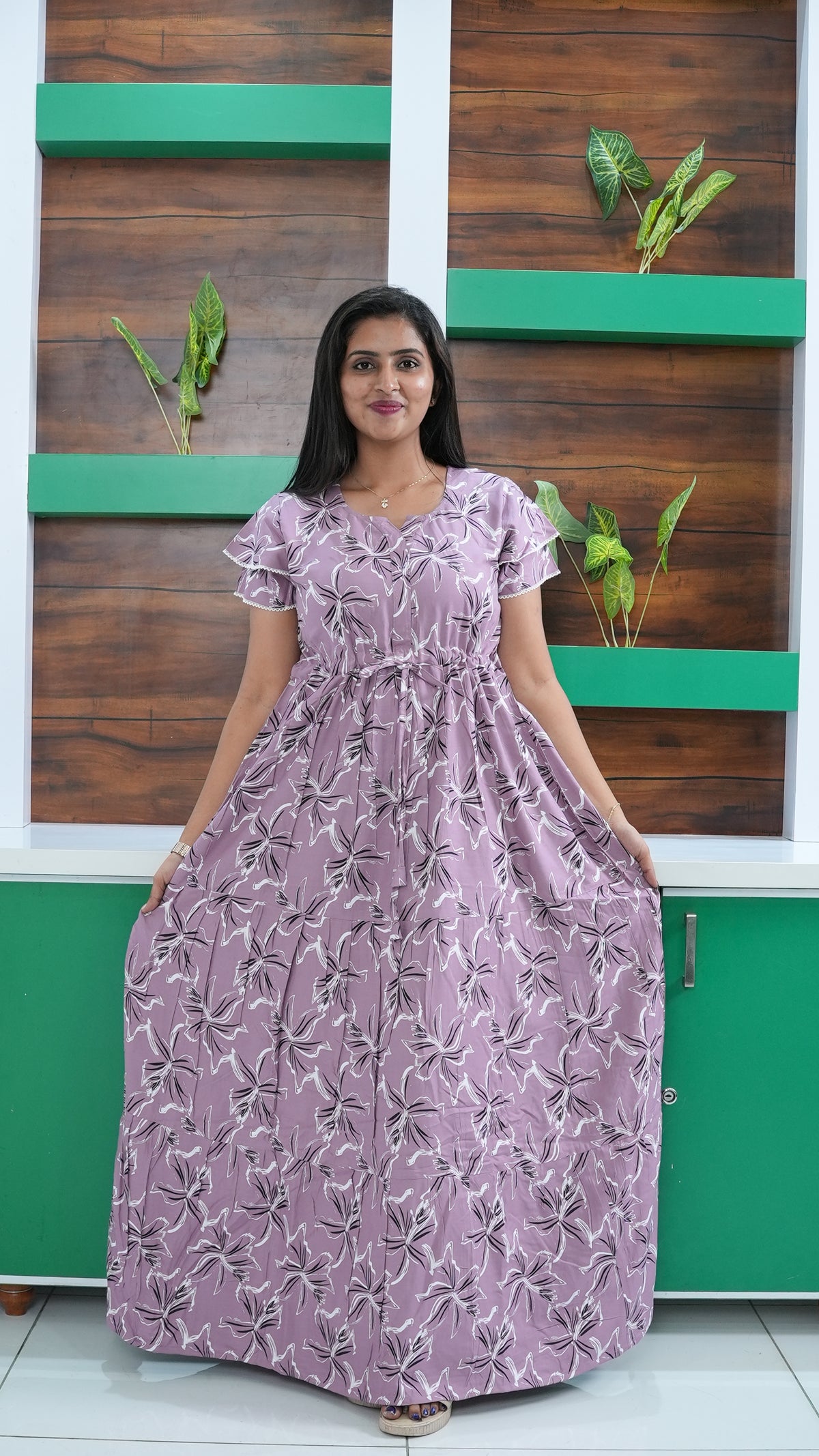 Seafoam Green Lily Print Rayon Gathering Frock – Adjustable Front Rope Night Gown with Double Layer Sleeve