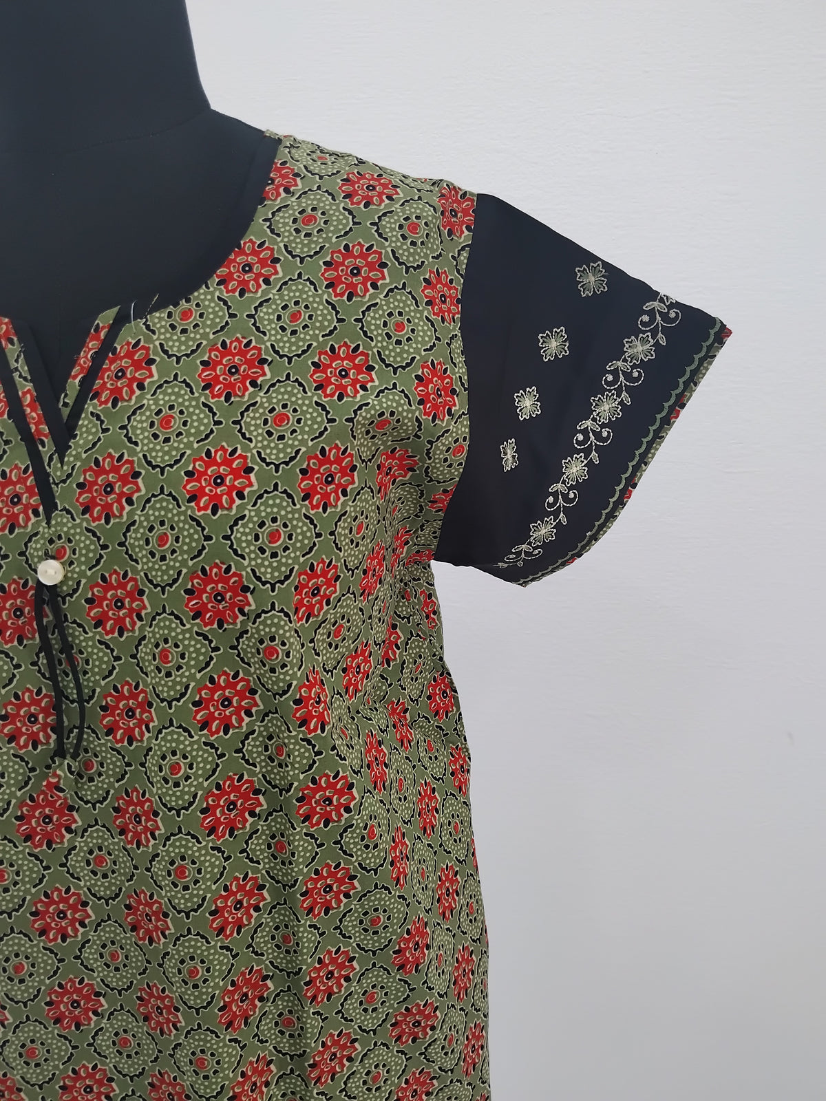 MANGAI Daily Wear Casual Comfort Fit Cotton Printed Nighties | Zipless Closed Model |Summer Arrival's for Trendy Women's (PPL COMBO)