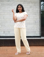 White Floral Yellow Checks Cotton Pyjama Set | Mangai Nighties