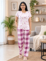 Pink Floral Print Checks Pyjama Set for Women | Mangai Nighties