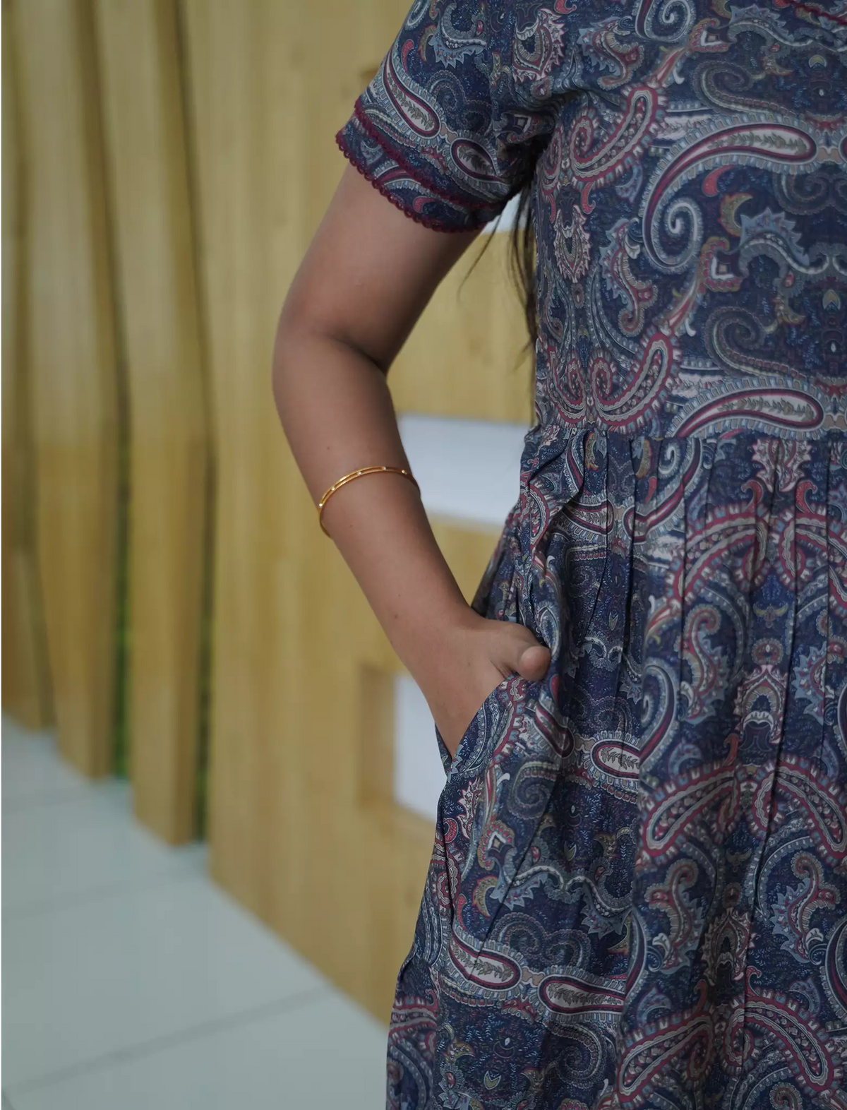 Rayon Paisley print 3 Layer Frock with Back Tie & Layer Sleeve | Mangai Nighties