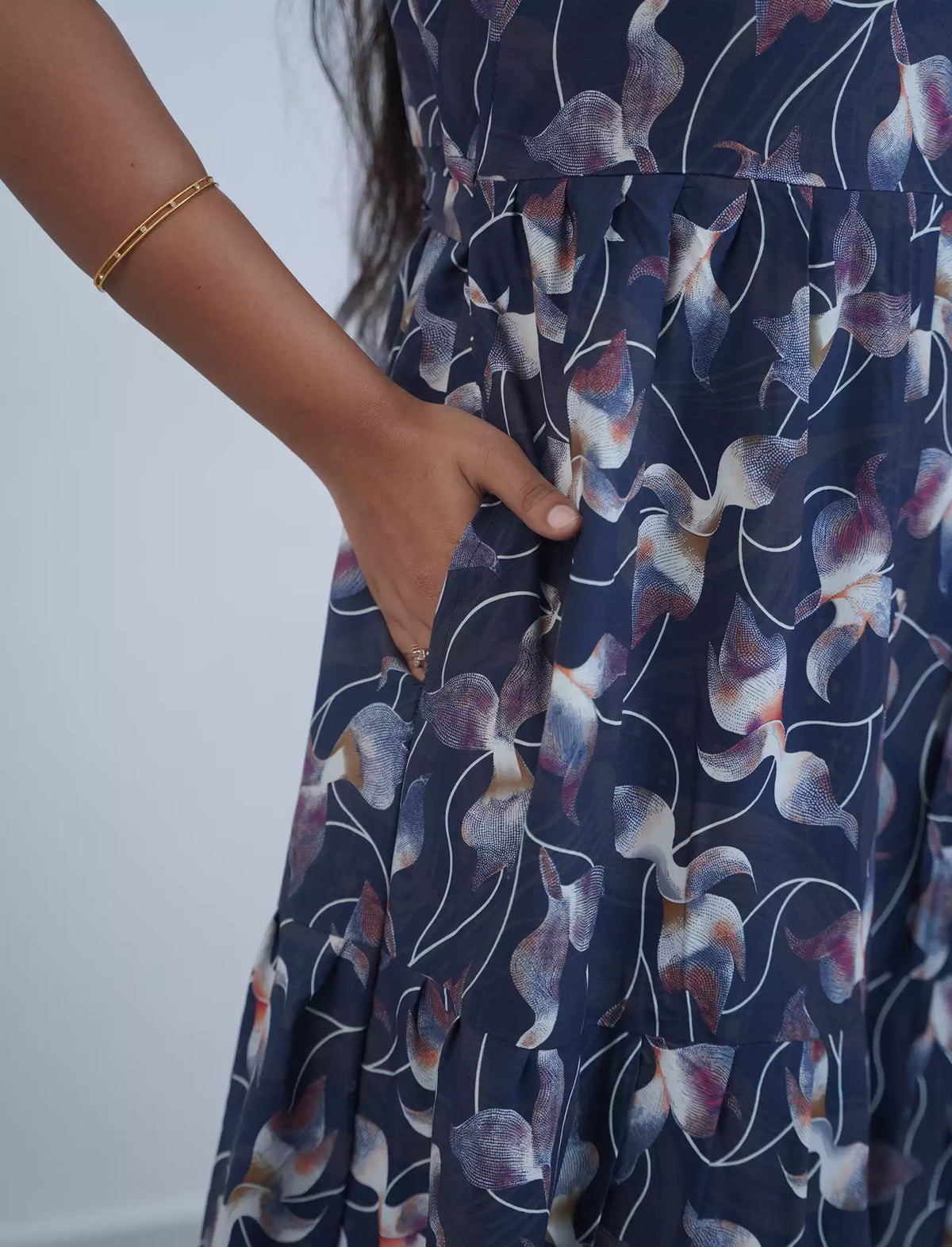 Rayon Abstract Floral Print 3 Layer Frock with Back Tie & Side Pocket | Mangai Nighties