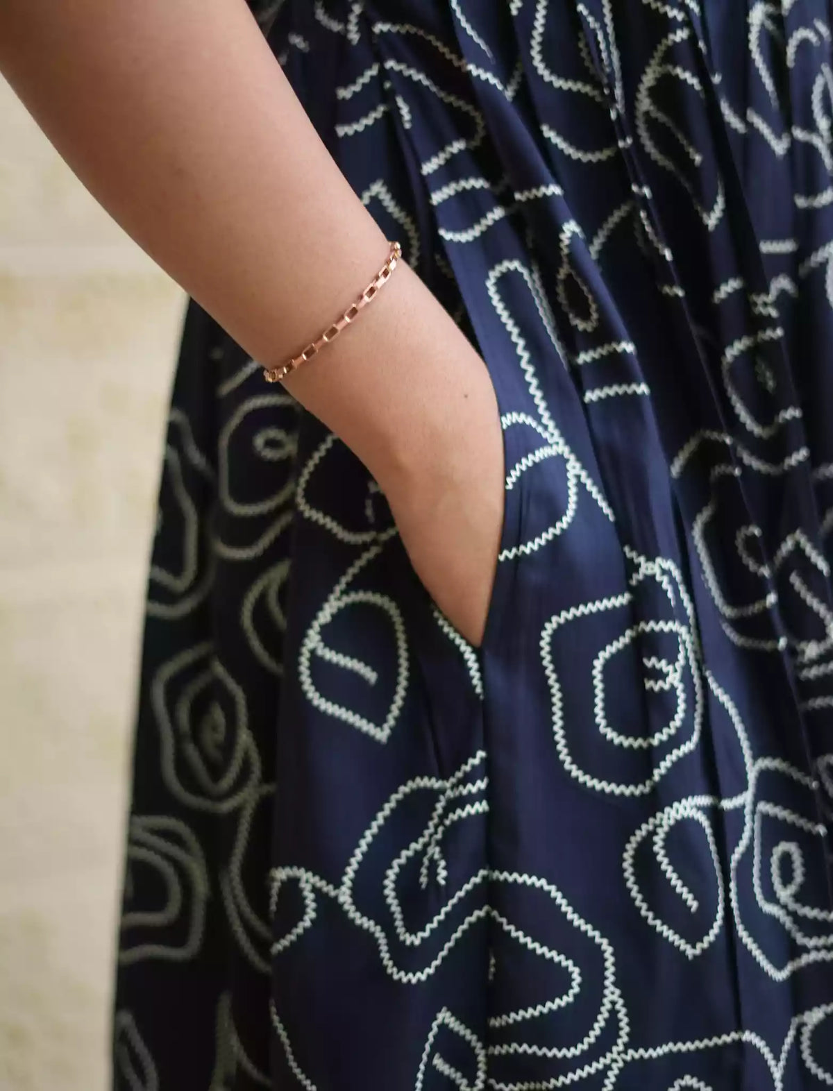 Rayon Floral Print Stylish Maxi Dress with Back Tie| Mangai Nighties