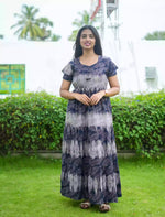Alpine Leaf Print 3 Layer Frock | Back Tie - Mangai Nighties
