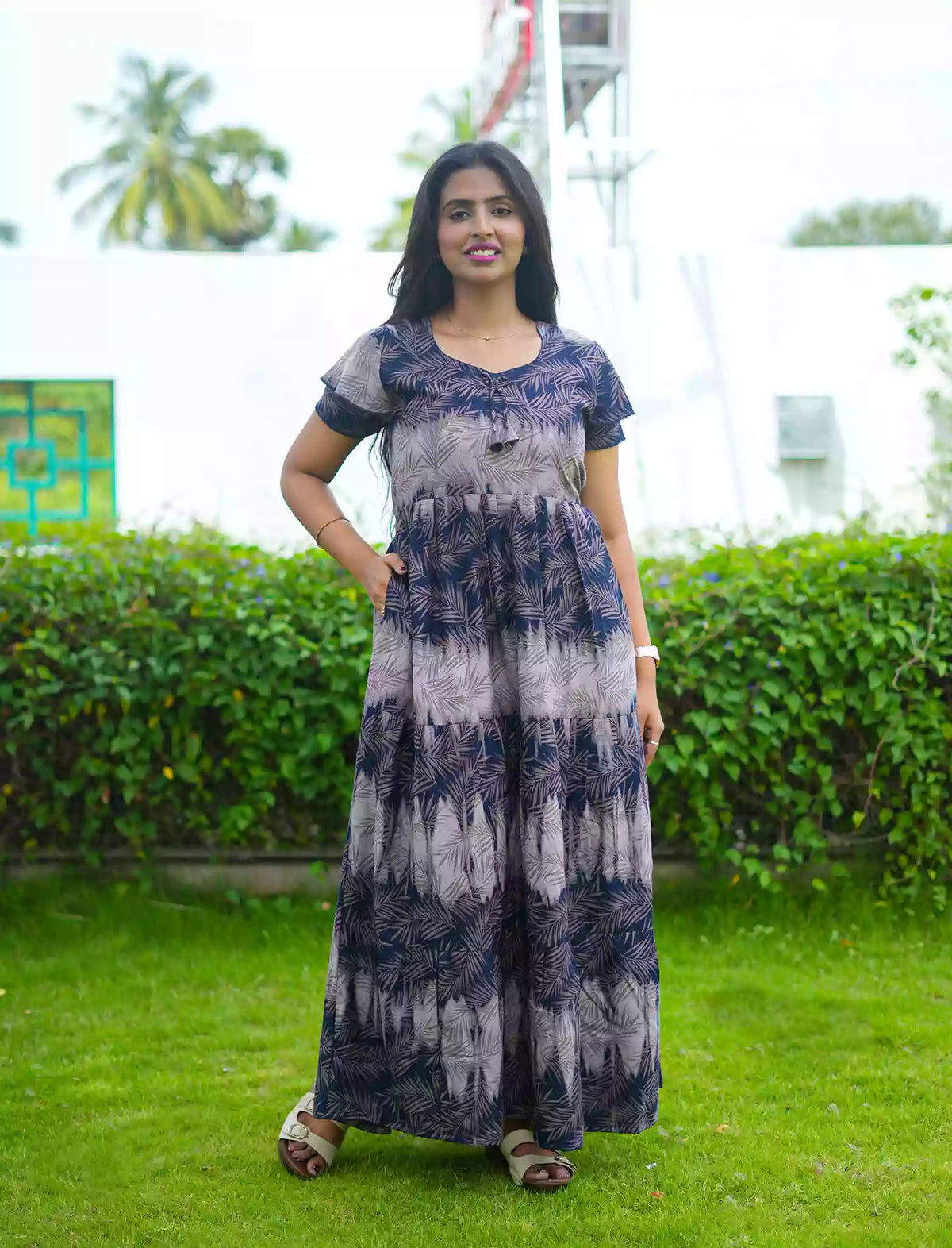 Alpine Leaf Print 3 Layer Frock | Back Tie - Mangai Nighties
