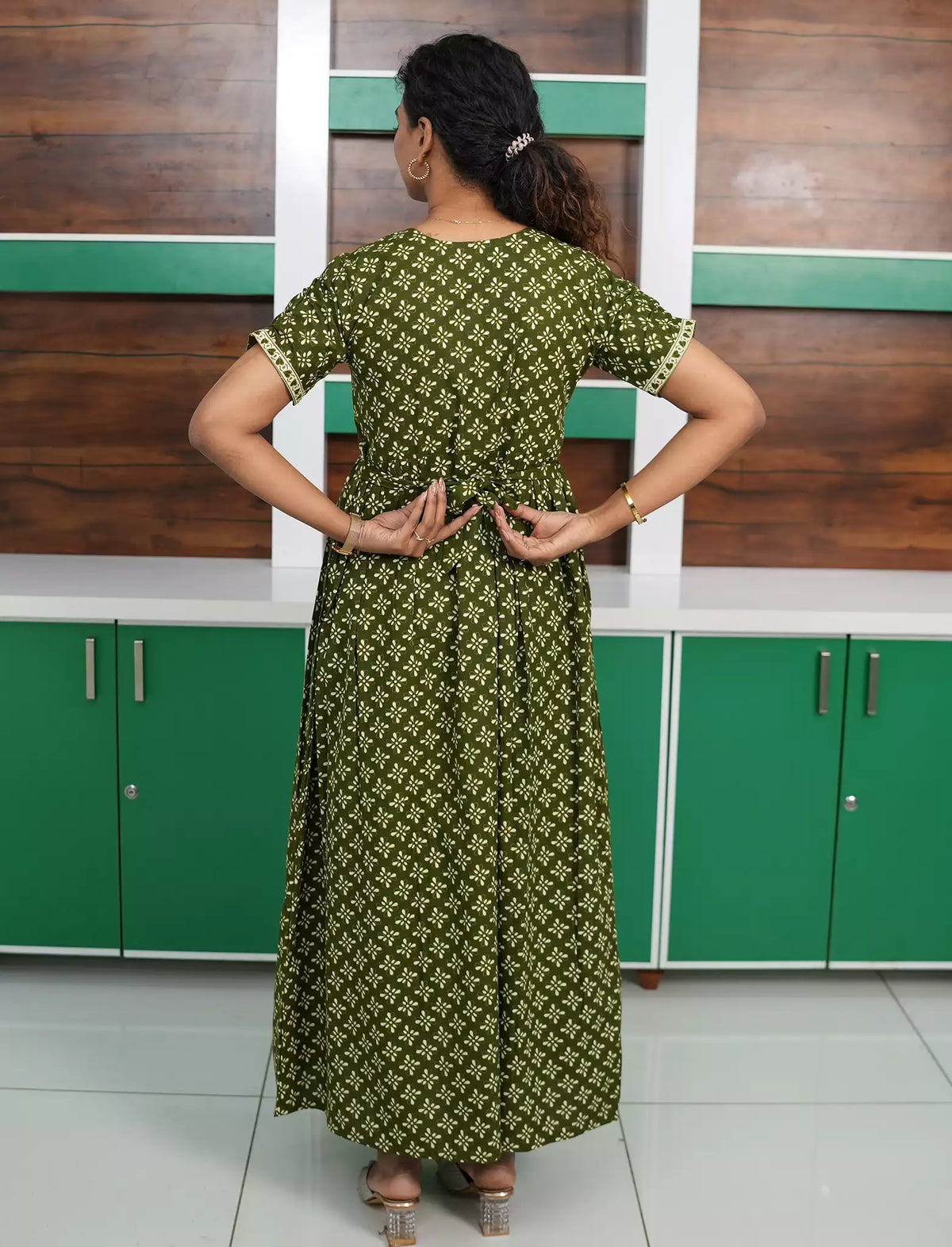 Floral Butta Print Cotton Frock with Back Tie | Mangai Nighties