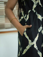 Black Rayon Abstract Print Front Tie Side Pocket Maxi - Mangai Nighties