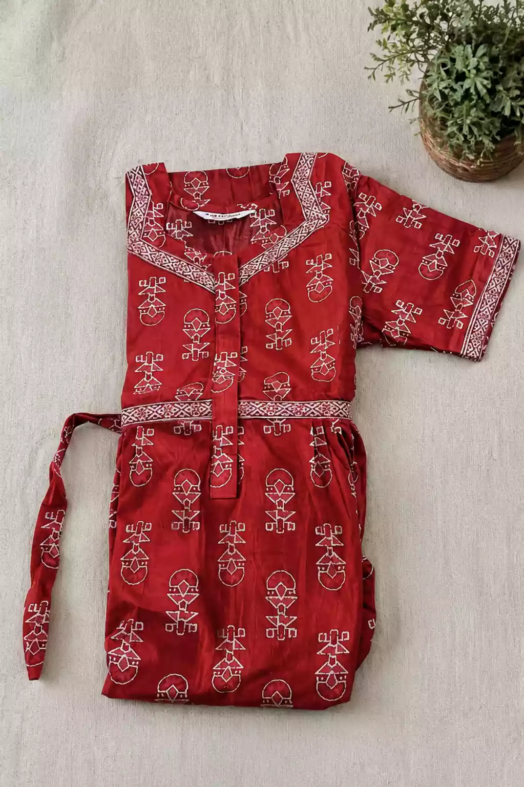Red Jaipur Cotton Feeding Dress with Side Pockets Tie - Mangai Nighties 
