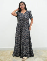 Black Rayon Wave Print Gathering Frock Nighty with Puff Sleeve - Mangai Nighties