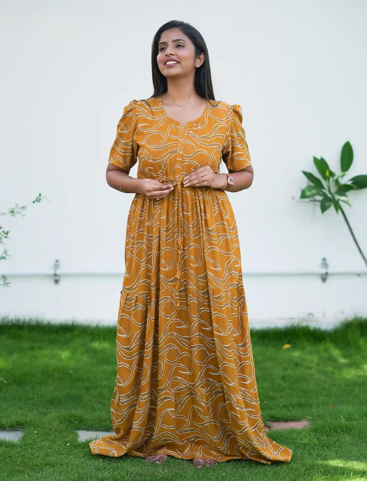 Black Rayon Wave Print Gathering Frock Nighty with Puff Sleeve - Mangai Nighties