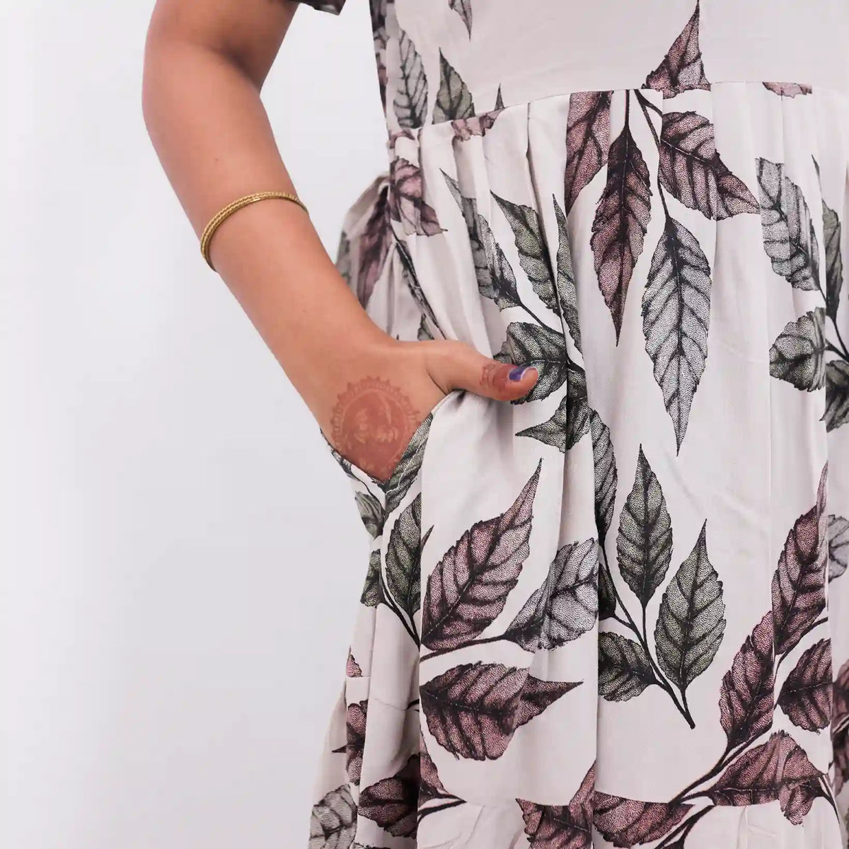 Rayon Leaf Printed Long Flare Frock with Side Pocket - Mangai Nighties 