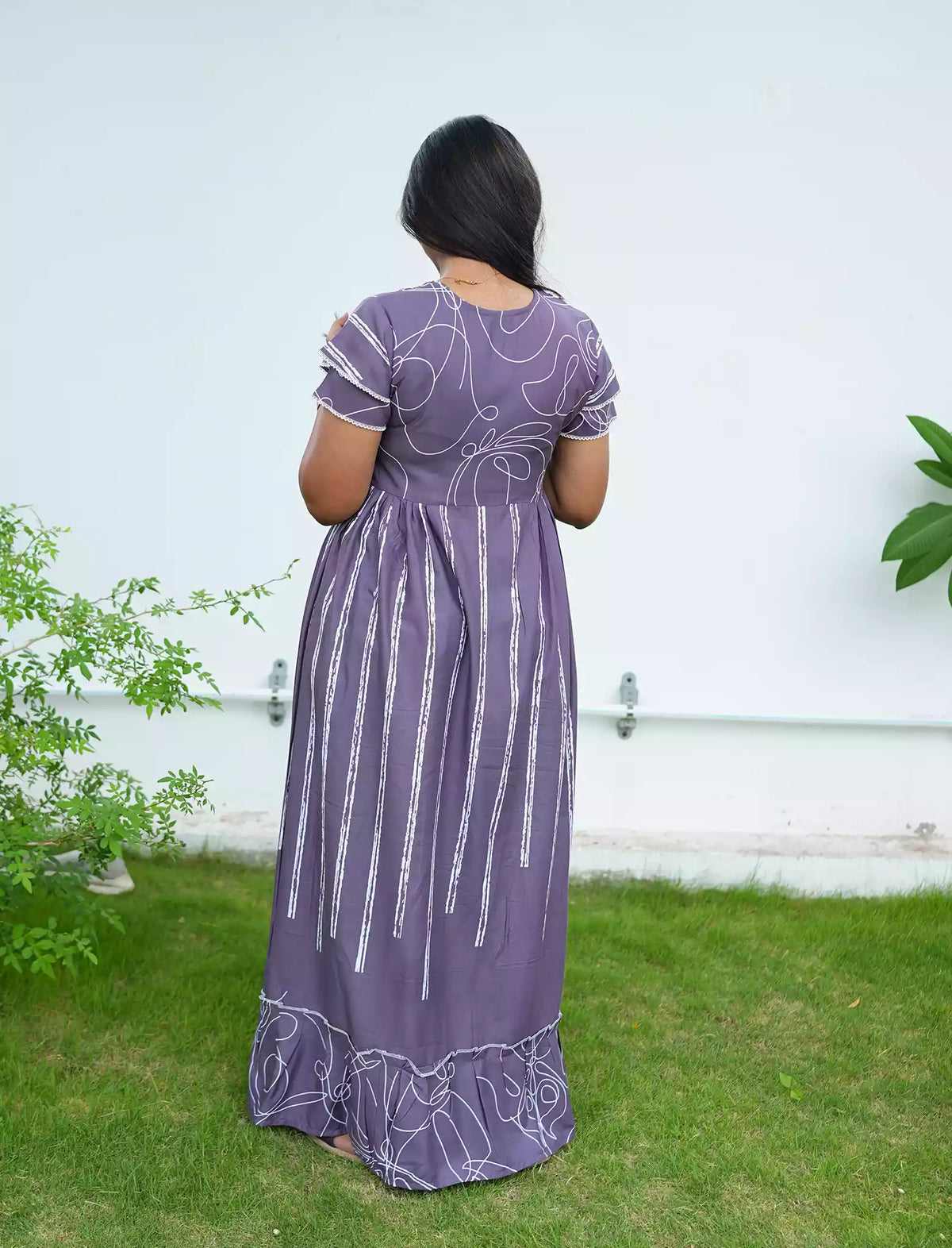 Rayon Stripe Print Feeding Maternity Frock with Zip | Mangai Nighties