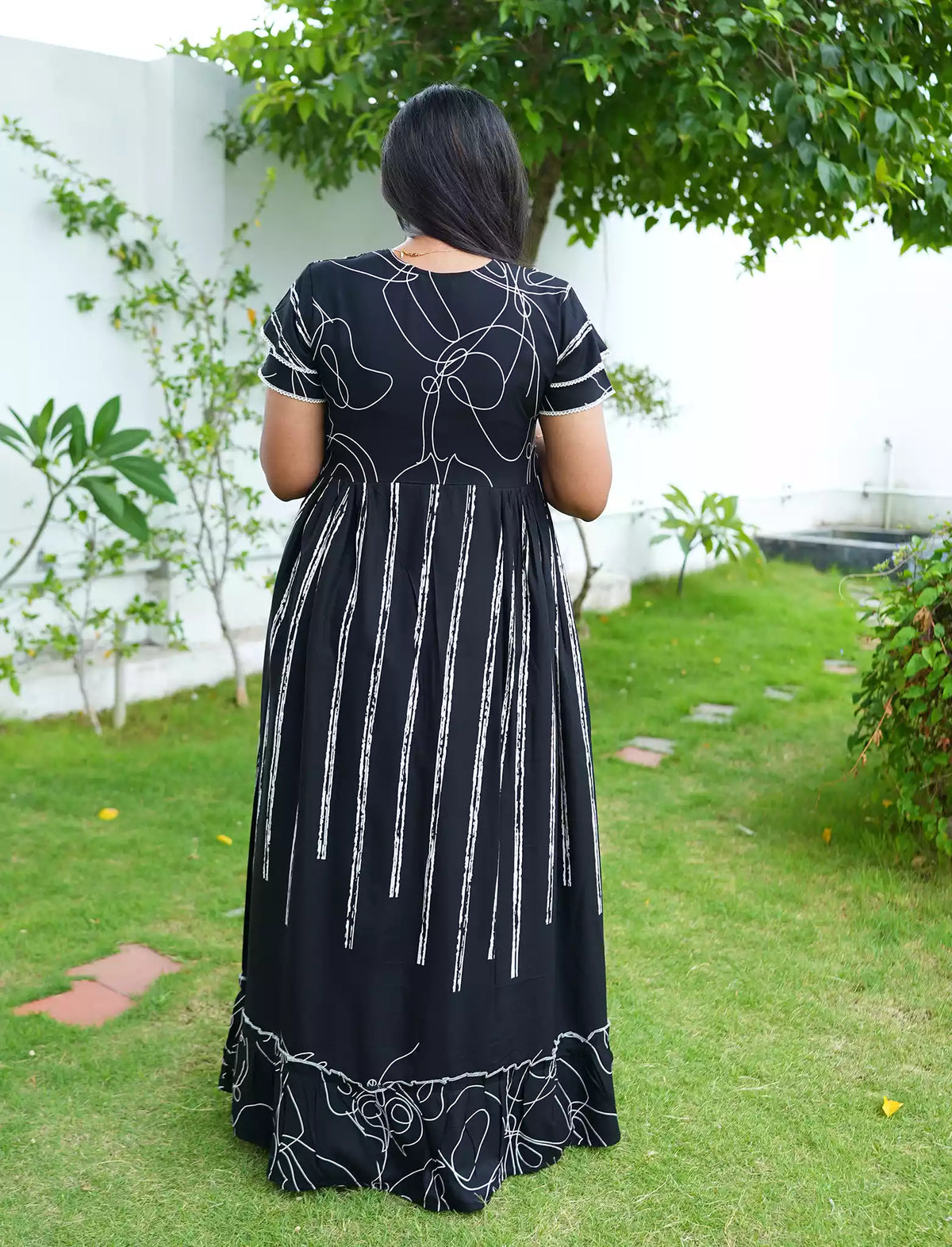 Rayon Stripe Print Feeding Maternity Frock with Zip | Mangai Nighties