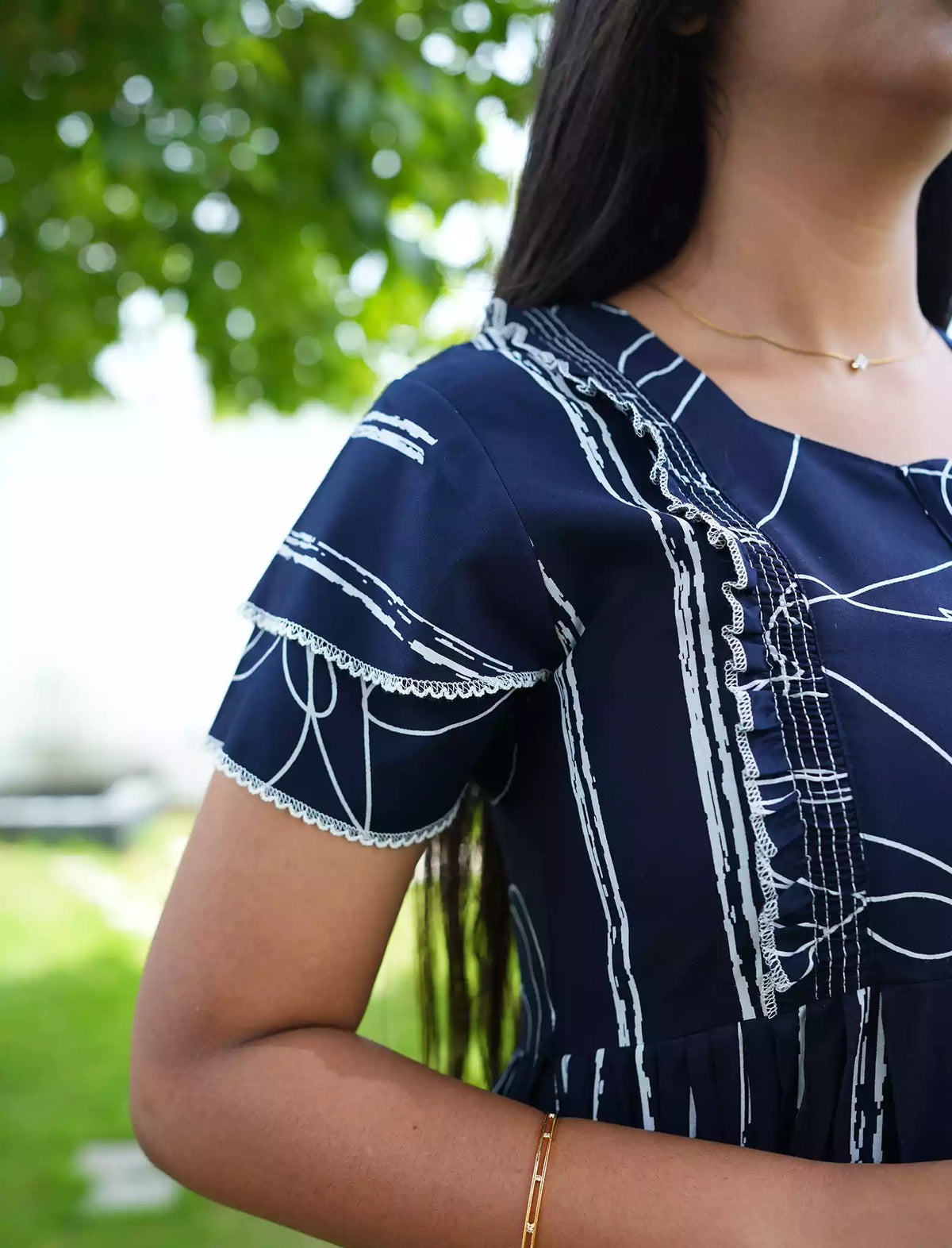 Rayon Stripe Print Feeding Maternity Frock with Zip | Mangai Nighties