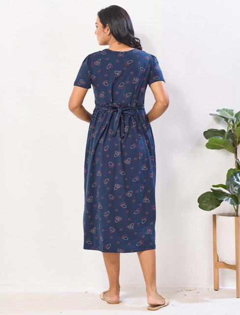 Zipless Maternity Feeding Frock made from soft hosiery cotton - Mangai Nighties 