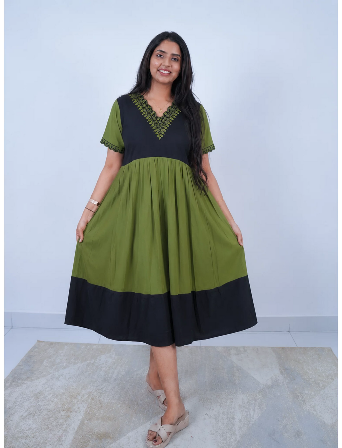 Rayon Plain Embroidered V-Neck Rayon Maxi with Pocket - Mangai Nighties
