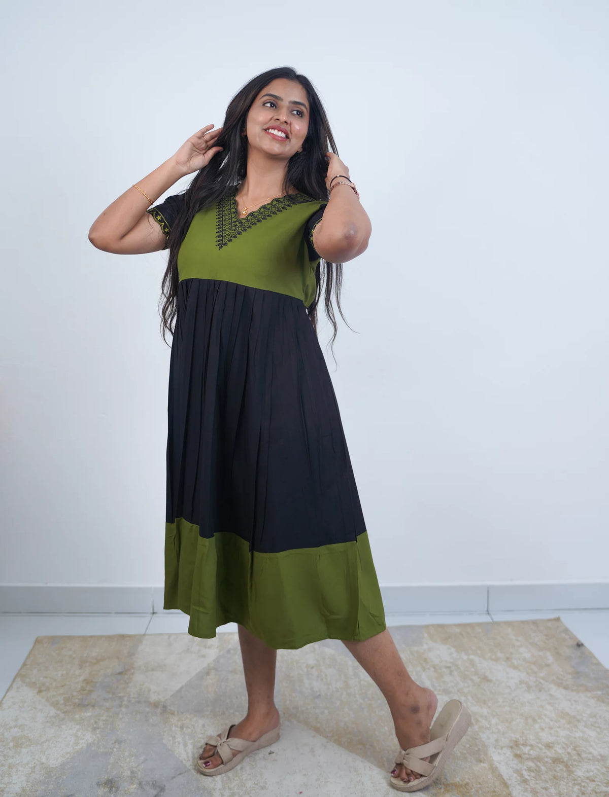 Rayon Plain Embroidered V-Neck Rayon Maxi with Pocket - Mangai Nighties